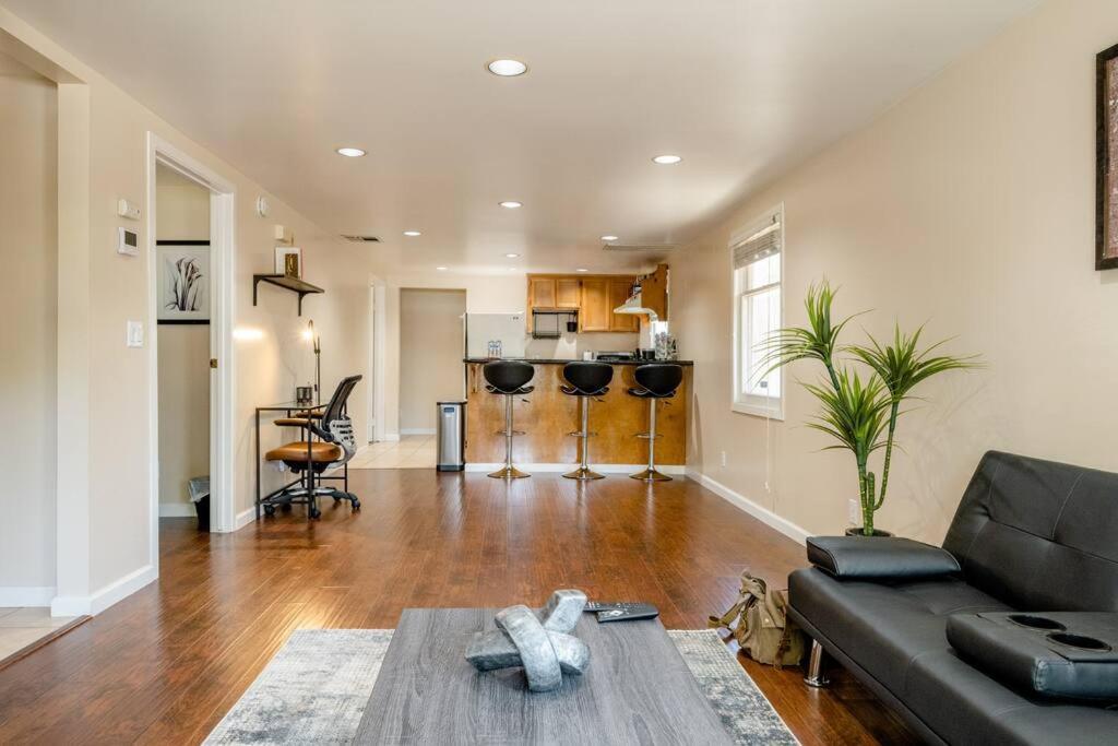 *2Bdr Victorian Home Away From Home - *Central Loc Sacramento Exteriör bild